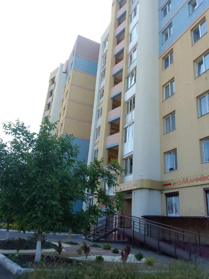 Apartment Mlynivs'ka 29 A Rivne Exteriör bild